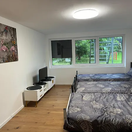 Kleine In Koln-rosrath Mit Garten * Rosrath