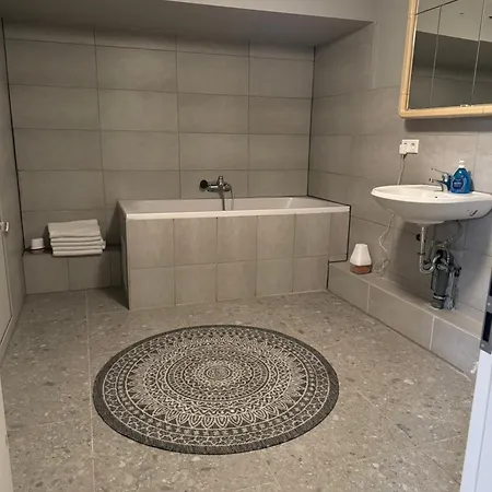 Kleine In Koln-rosrath Mit Garten * Rosrath